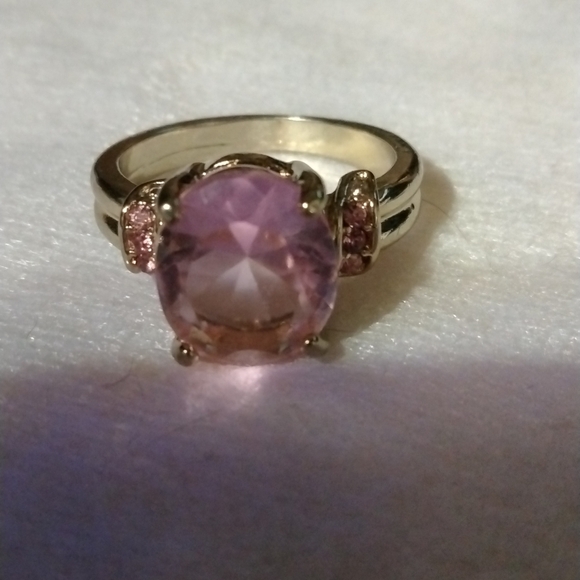 Pink  gold tone ring size 7.5 NWT (sku 618) - Picture 4 of 7